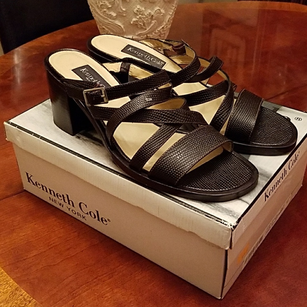 Kenneth Cole New York Sandals Size 9